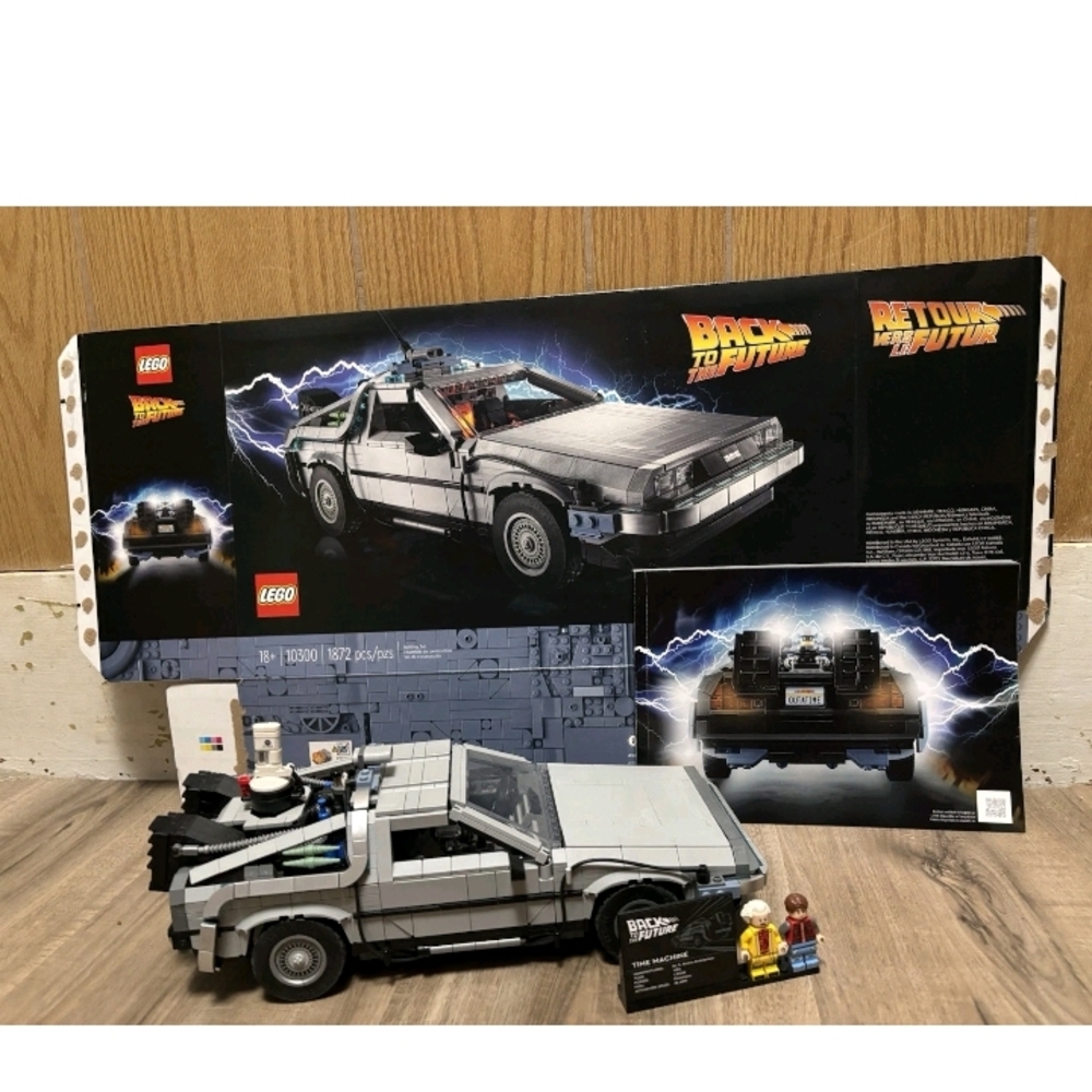 LEGO DeLorean Time Machine - Silver and Black